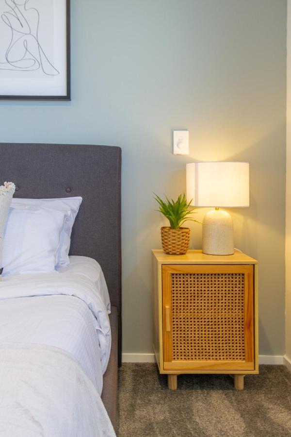 Central City Hideout, Location, Location! W/Park Christchurch Ngoại thất bức ảnh